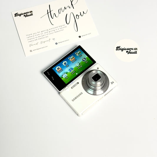 SAMSUNG MV800 [WHITE] - RARE ✮