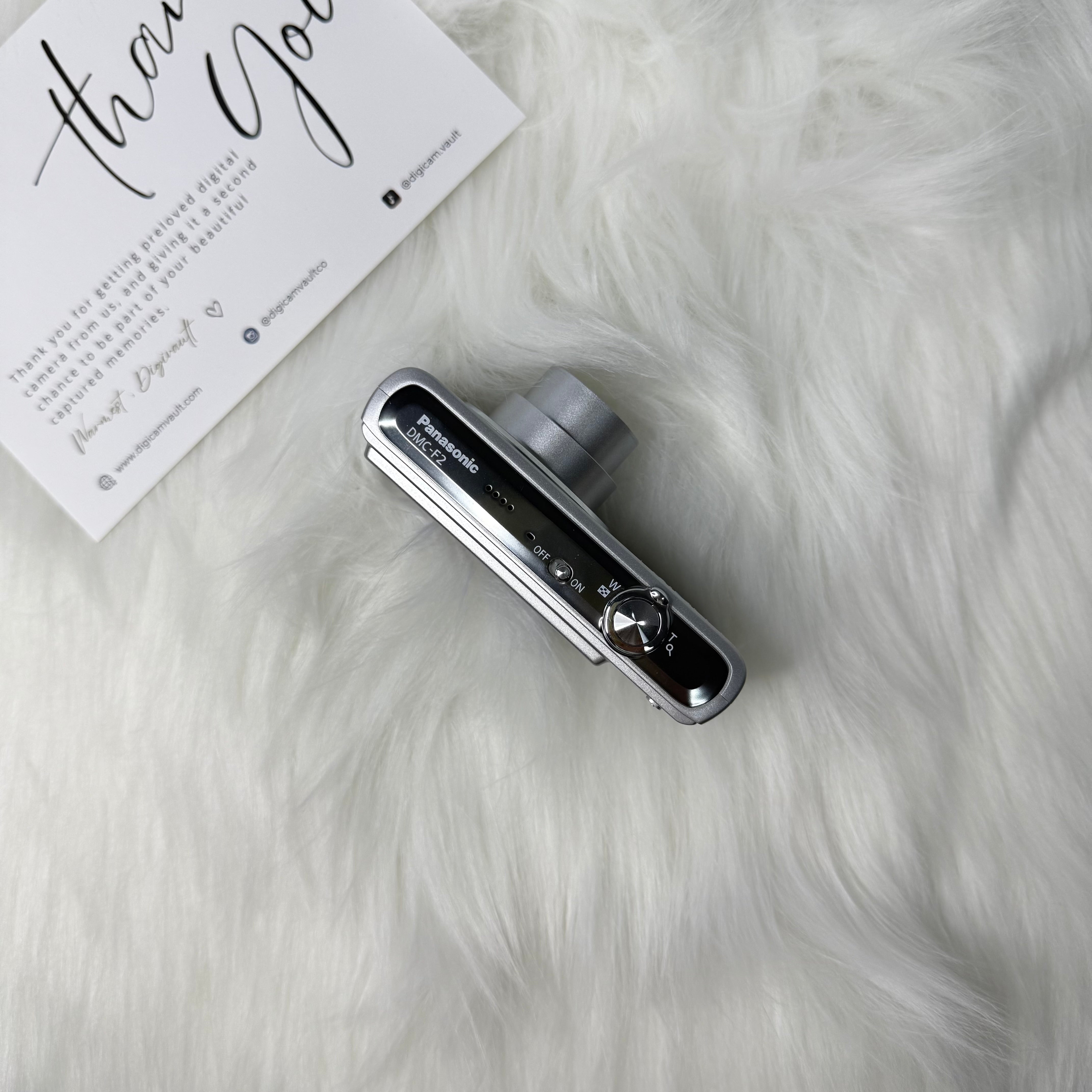 PANASONIC LUMIX DMC-F2 [SILVER]