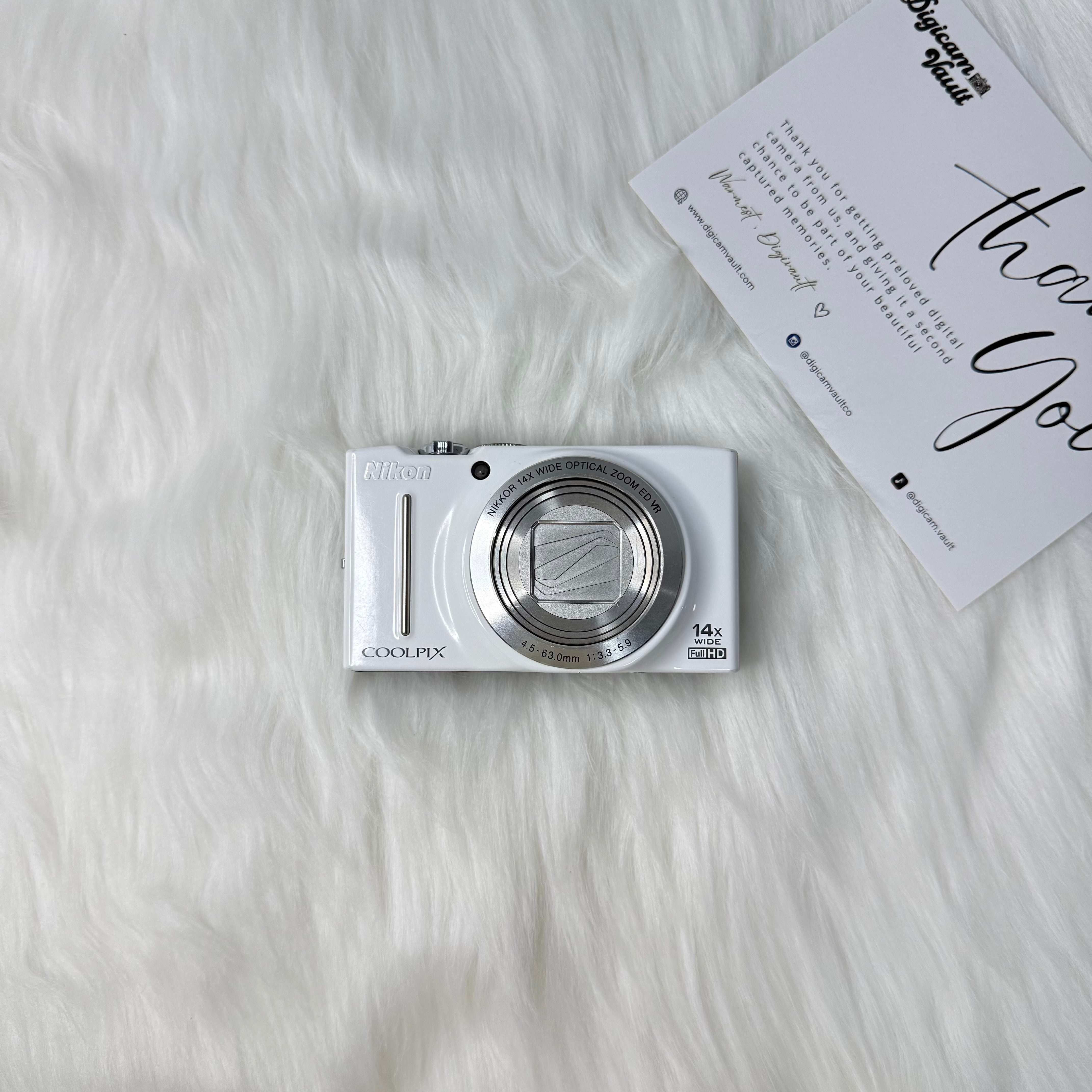 NIKON COOLPIX S8200 [WHITE]