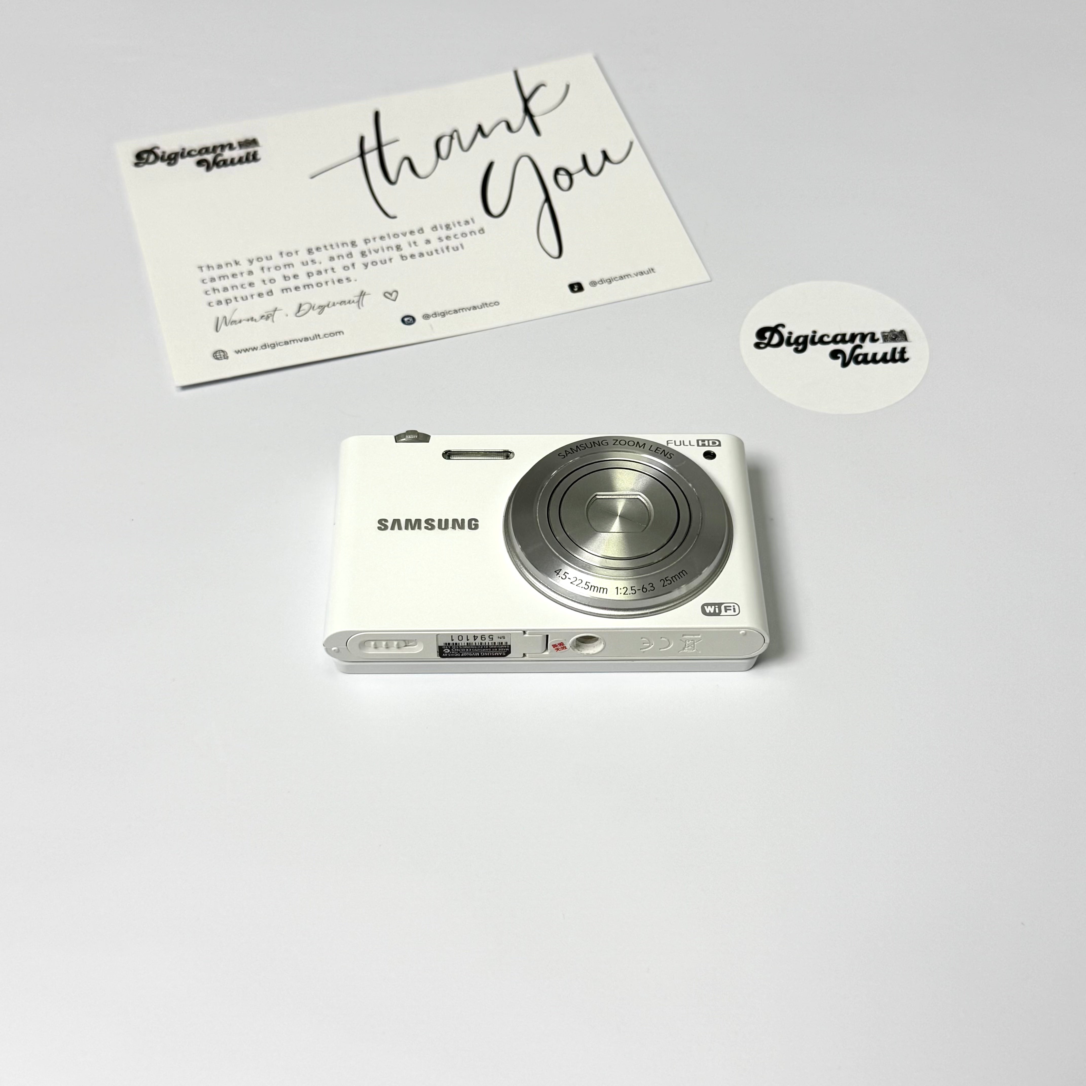 SAMSUNG MV900F [WHITE] - GEM FINDS ✮