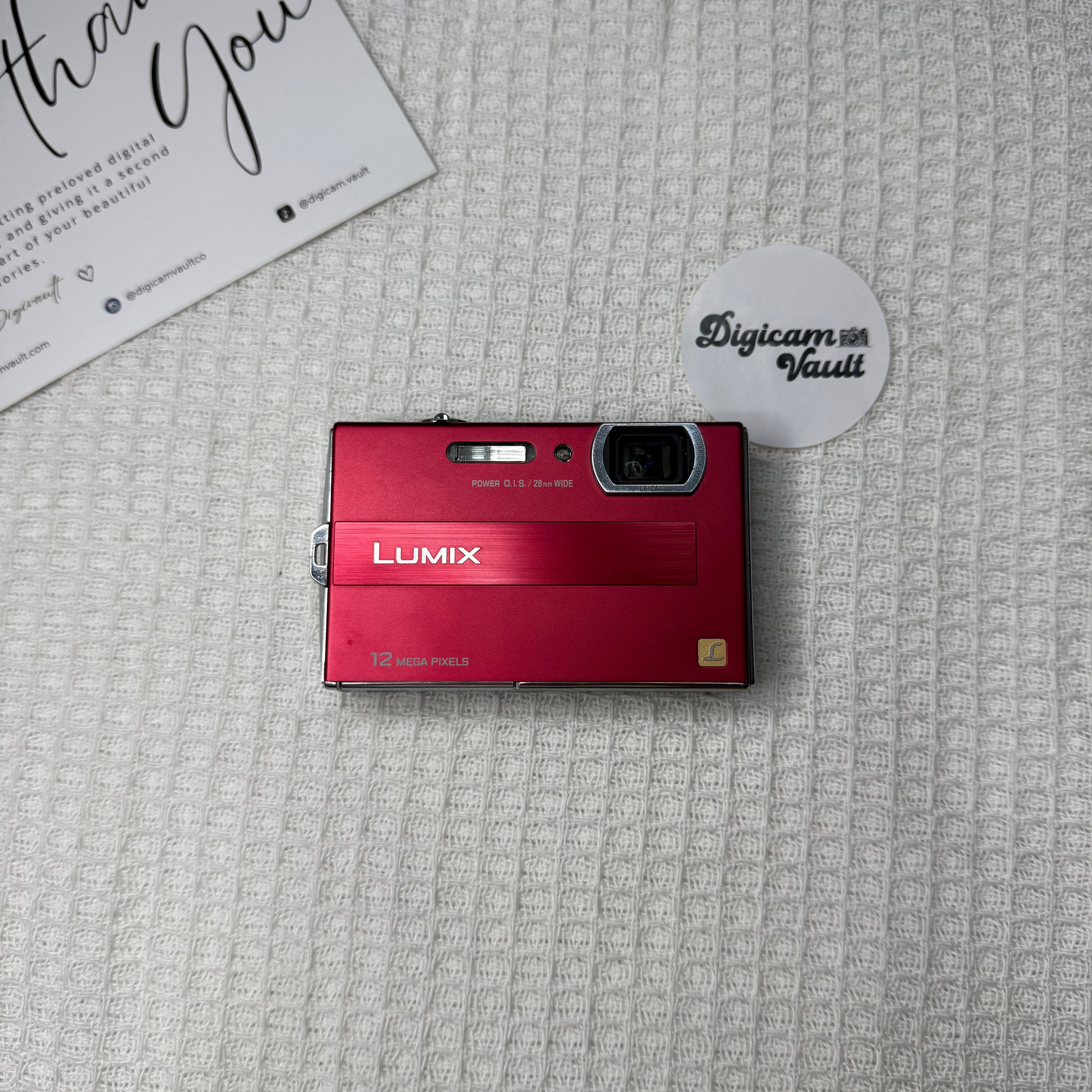 PANASONIC LUMIX DMC-FP8 [RED]