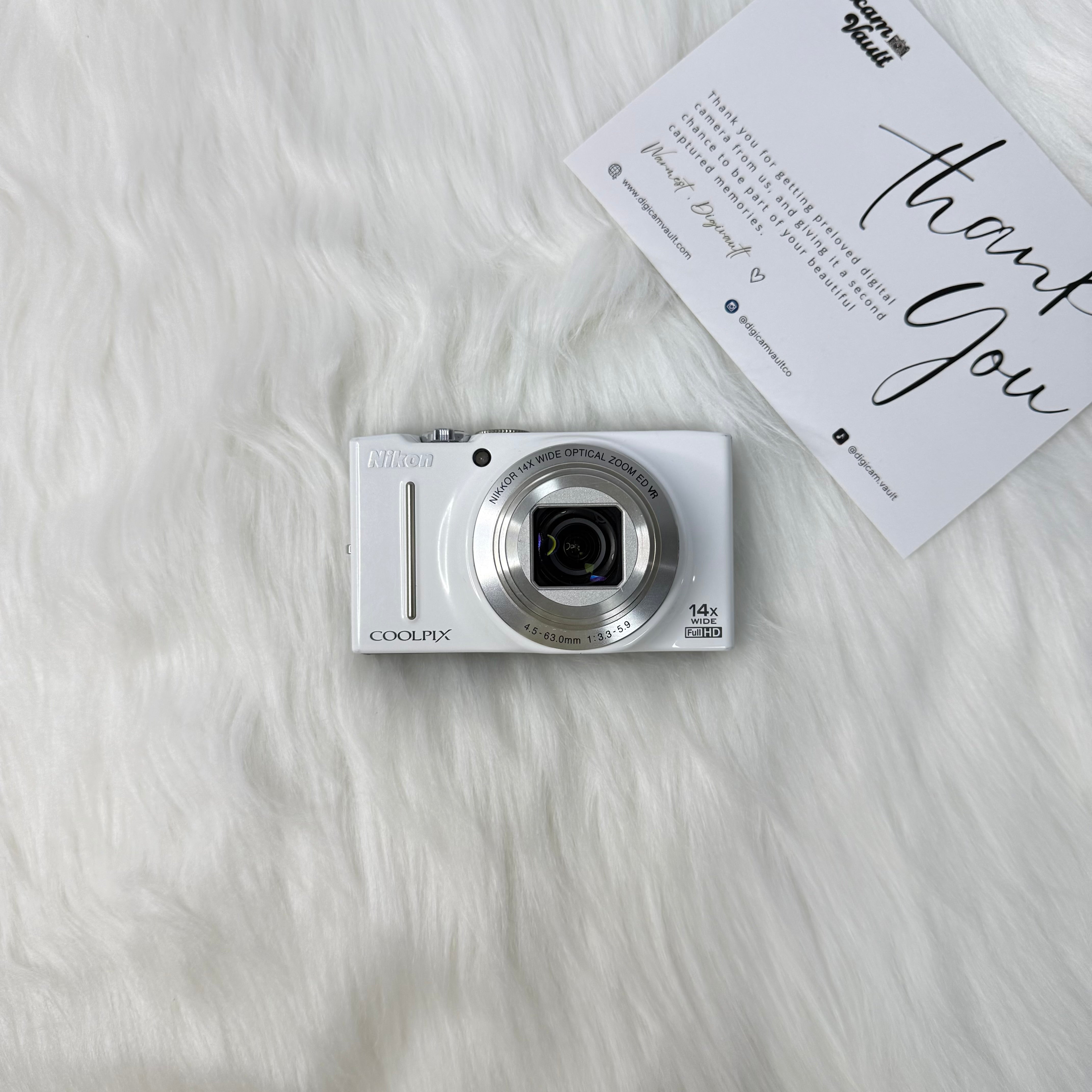 NIKON COOLPIX S8200 [WHITE]