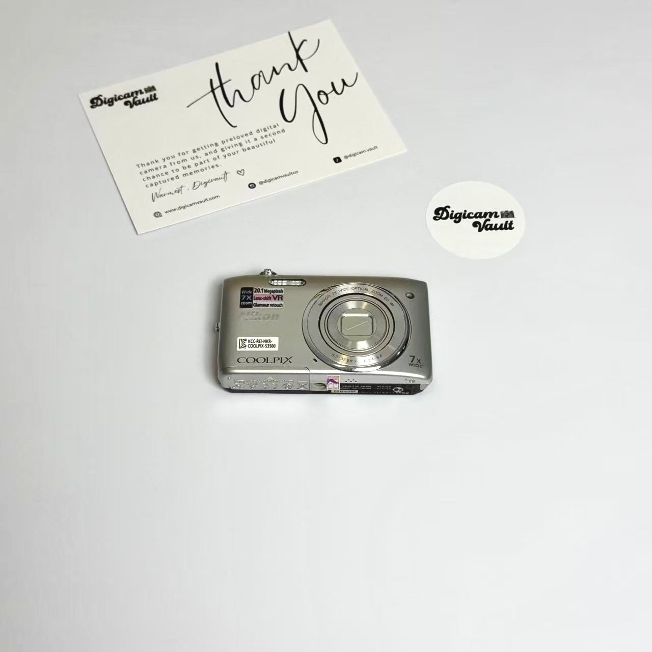 NIKON COOLPIX S3500 [SILVER]