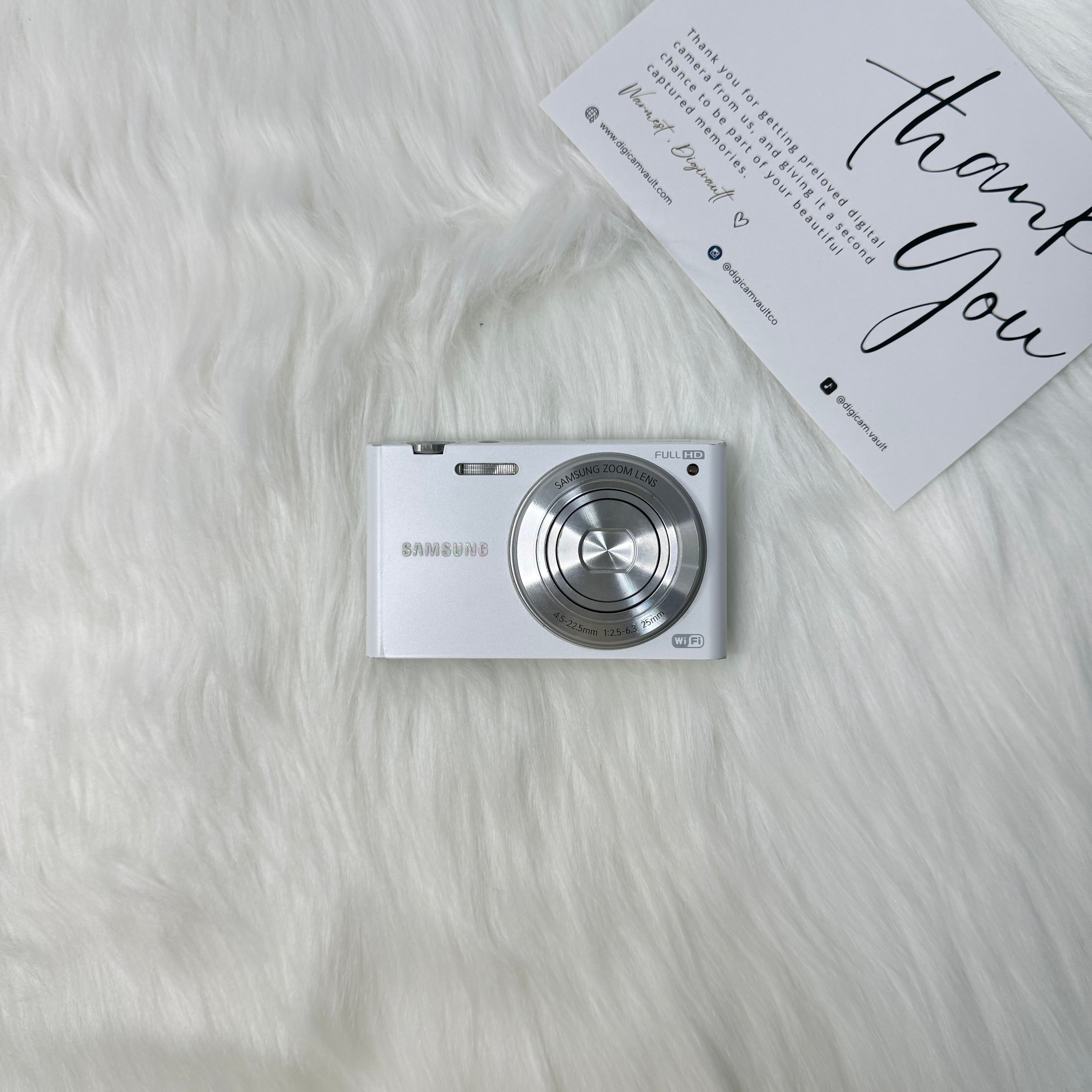 【SAMSUNG コンデジ】MV900F サムスン ホワイト Samsung MV900f 16.0 MP 5xOptical Zoom Flip-out Vlog Camera