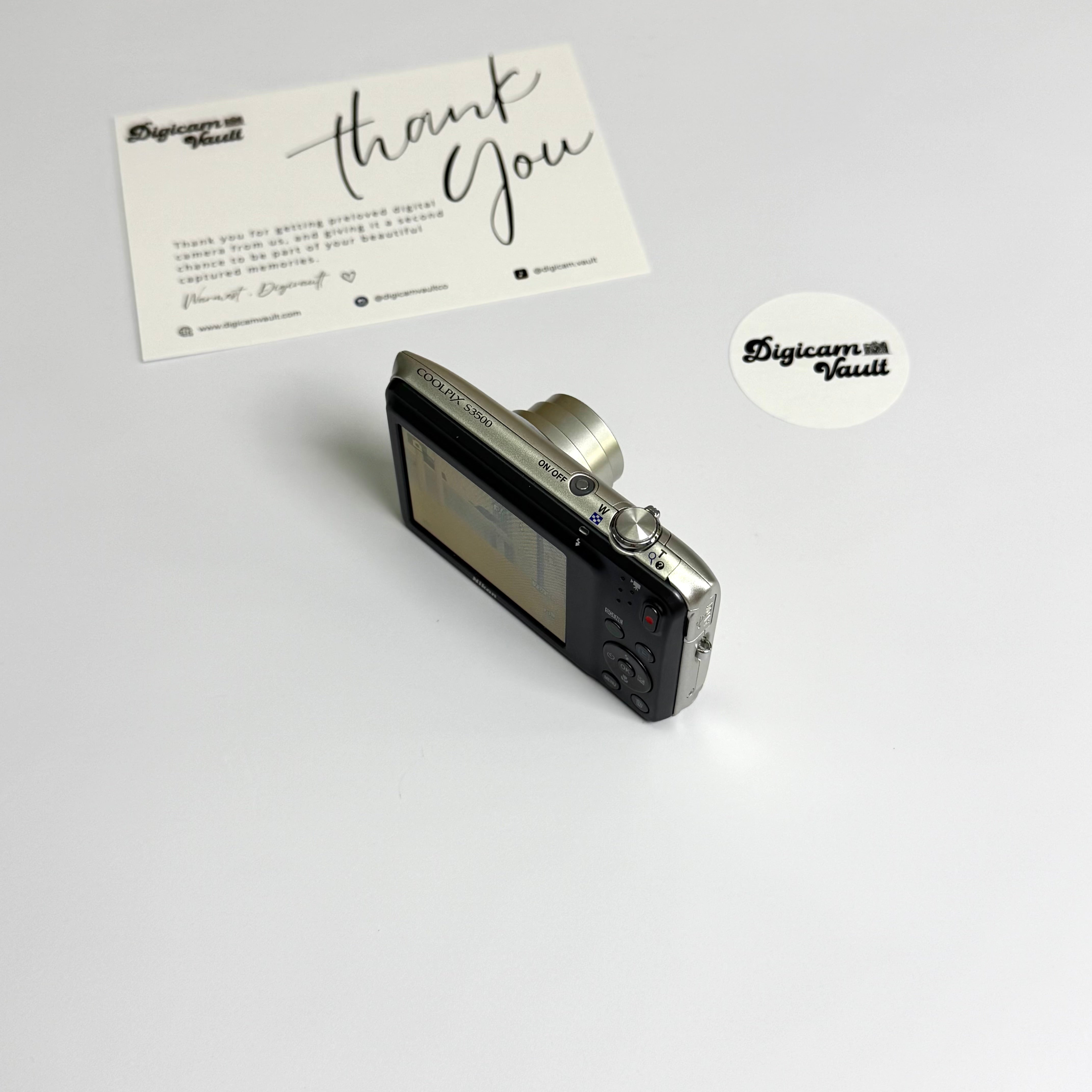 NIKON COOLPIX S3500 [SILVER]