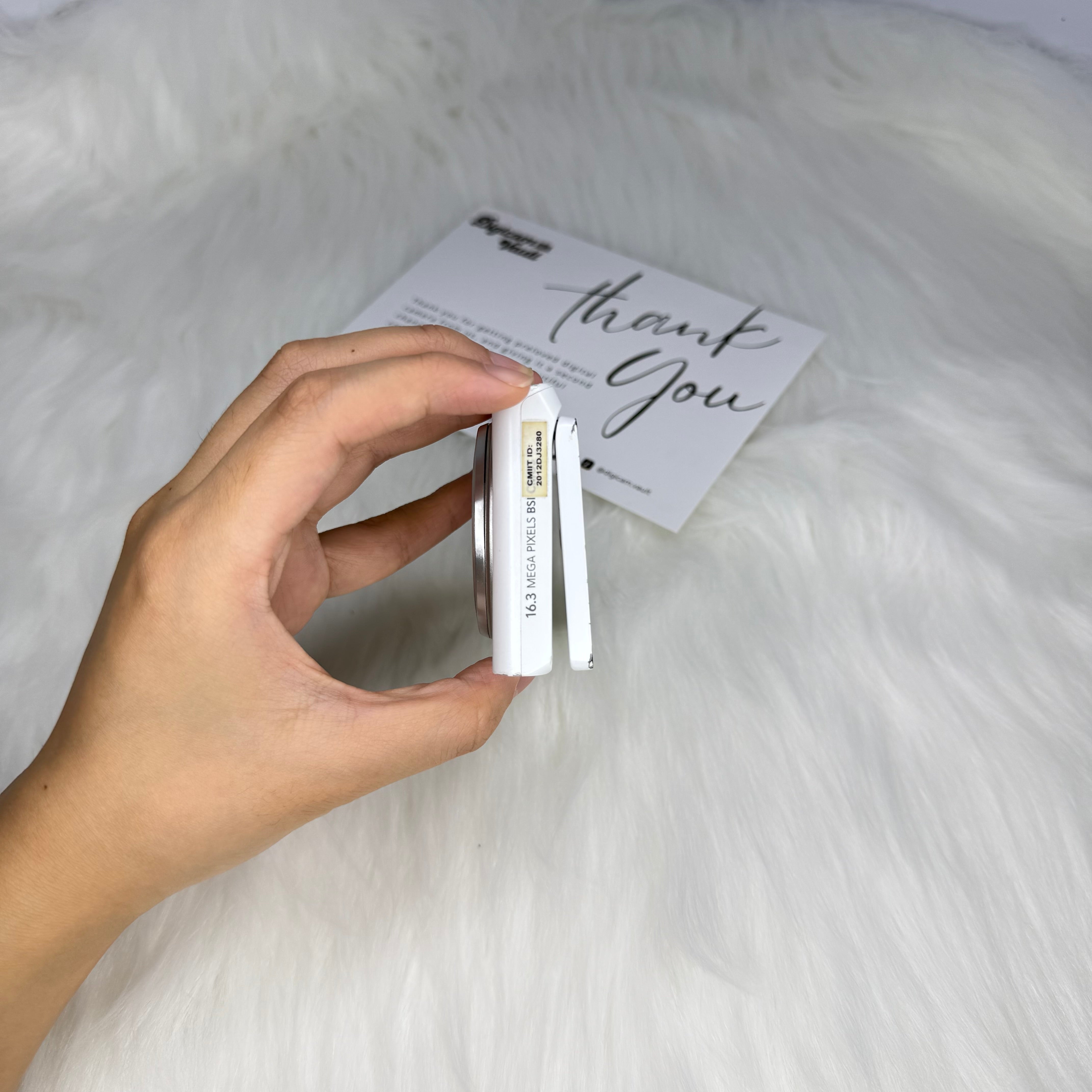 SAMSUNG MV900F [WHITE]